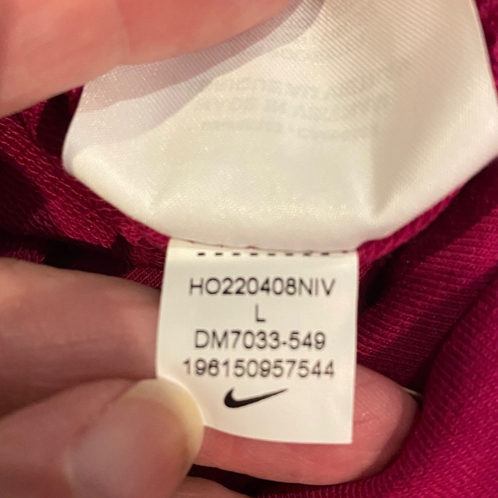 NIKE Dri-Fit Berry Pink Yoga Hoodie Loose Fit‎ Athleisure NWT Size L - Picture 15 of 16